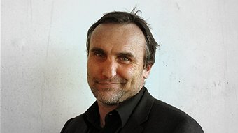 r1319168_18239196